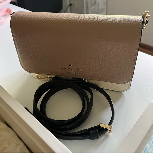 Kate Spade Purse - Picture 8 of 12